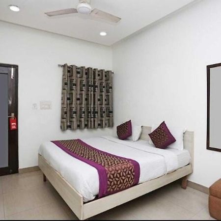 Deluxe Rooms In Jangpura Yeni Delhi Dış mekan fotoğraf
