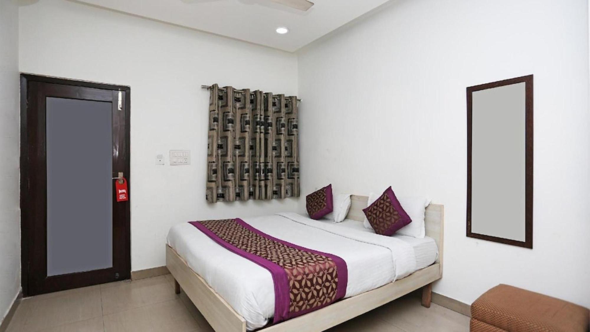 Deluxe Rooms In Jangpura Yeni Delhi Dış mekan fotoğraf
