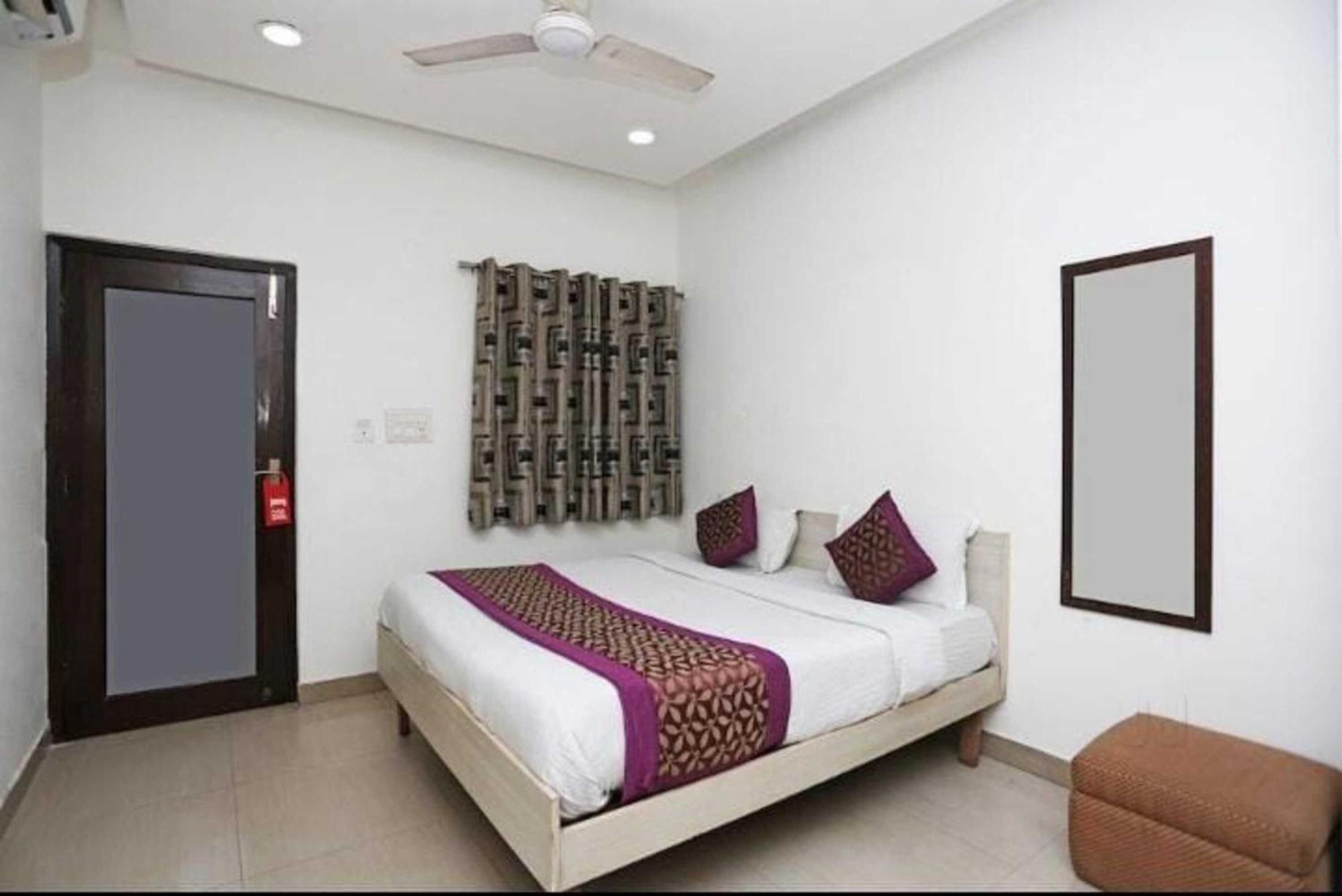 Deluxe Rooms In Jangpura Yeni Delhi Dış mekan fotoğraf