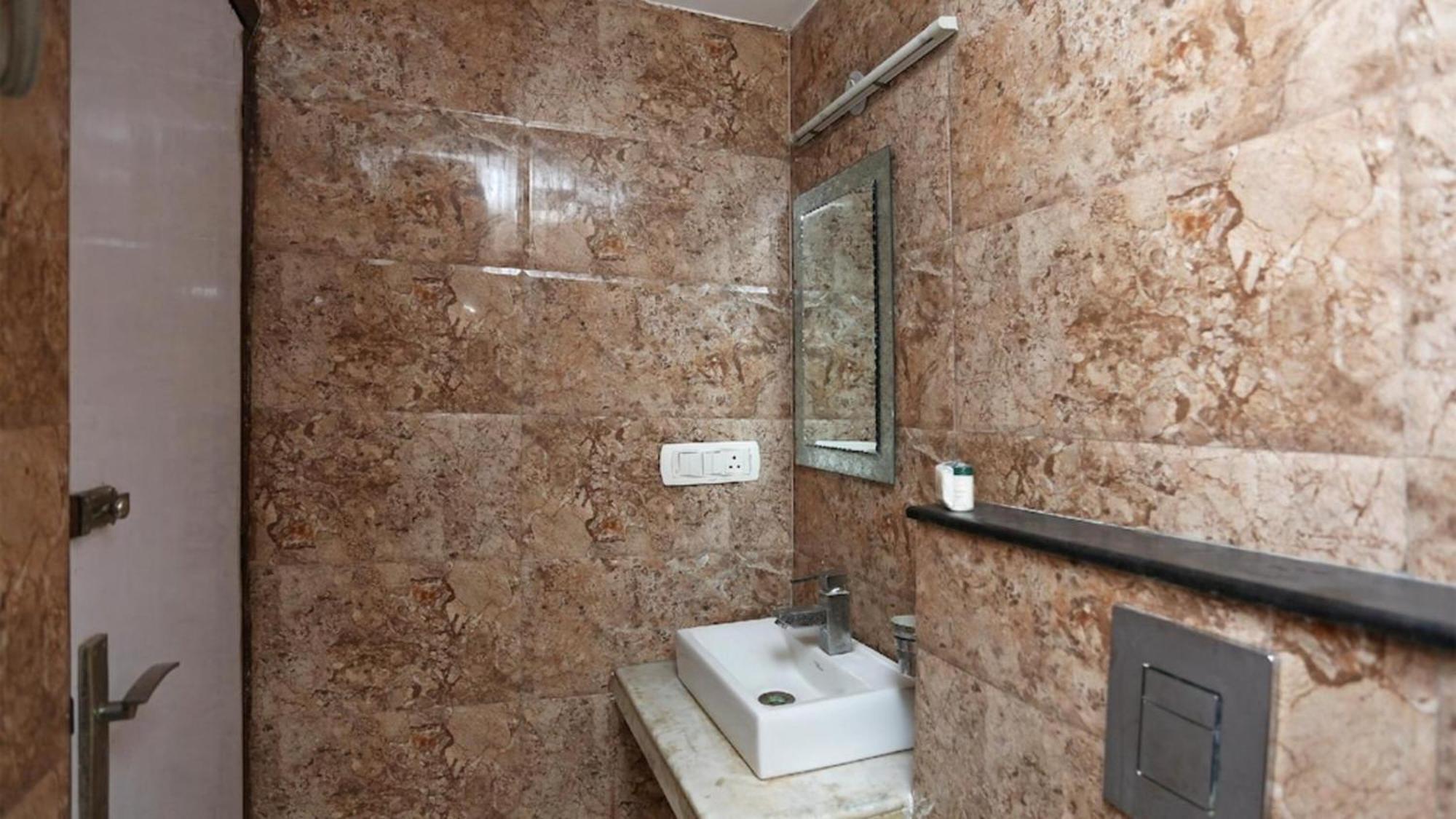 Deluxe Rooms In Jangpura Yeni Delhi Dış mekan fotoğraf