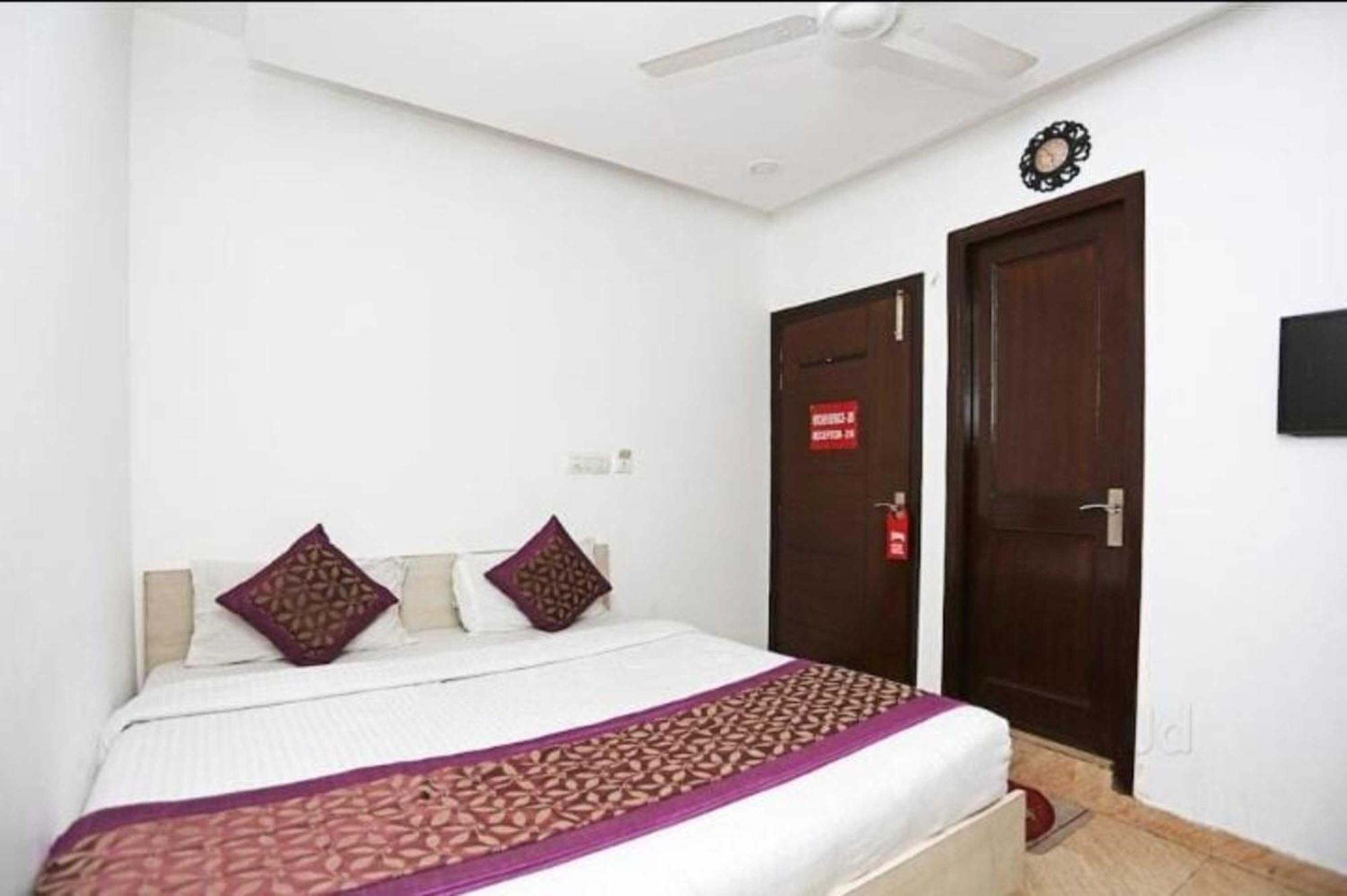 Deluxe Rooms In Jangpura Yeni Delhi Dış mekan fotoğraf