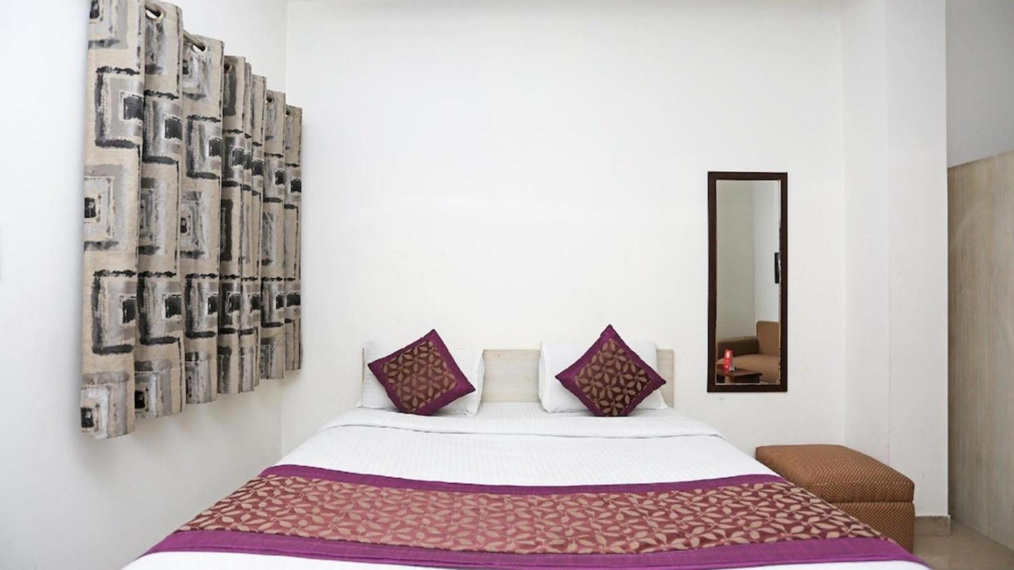 Deluxe Rooms In Jangpura Yeni Delhi Dış mekan fotoğraf